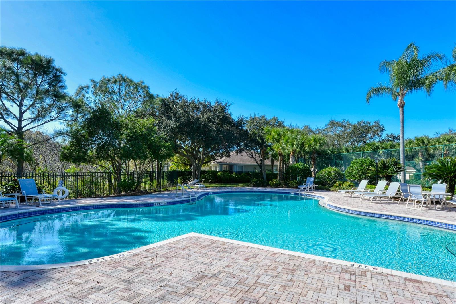 CARLYLE AT VILLAGES OF PALM-AIRE - Residential Lease