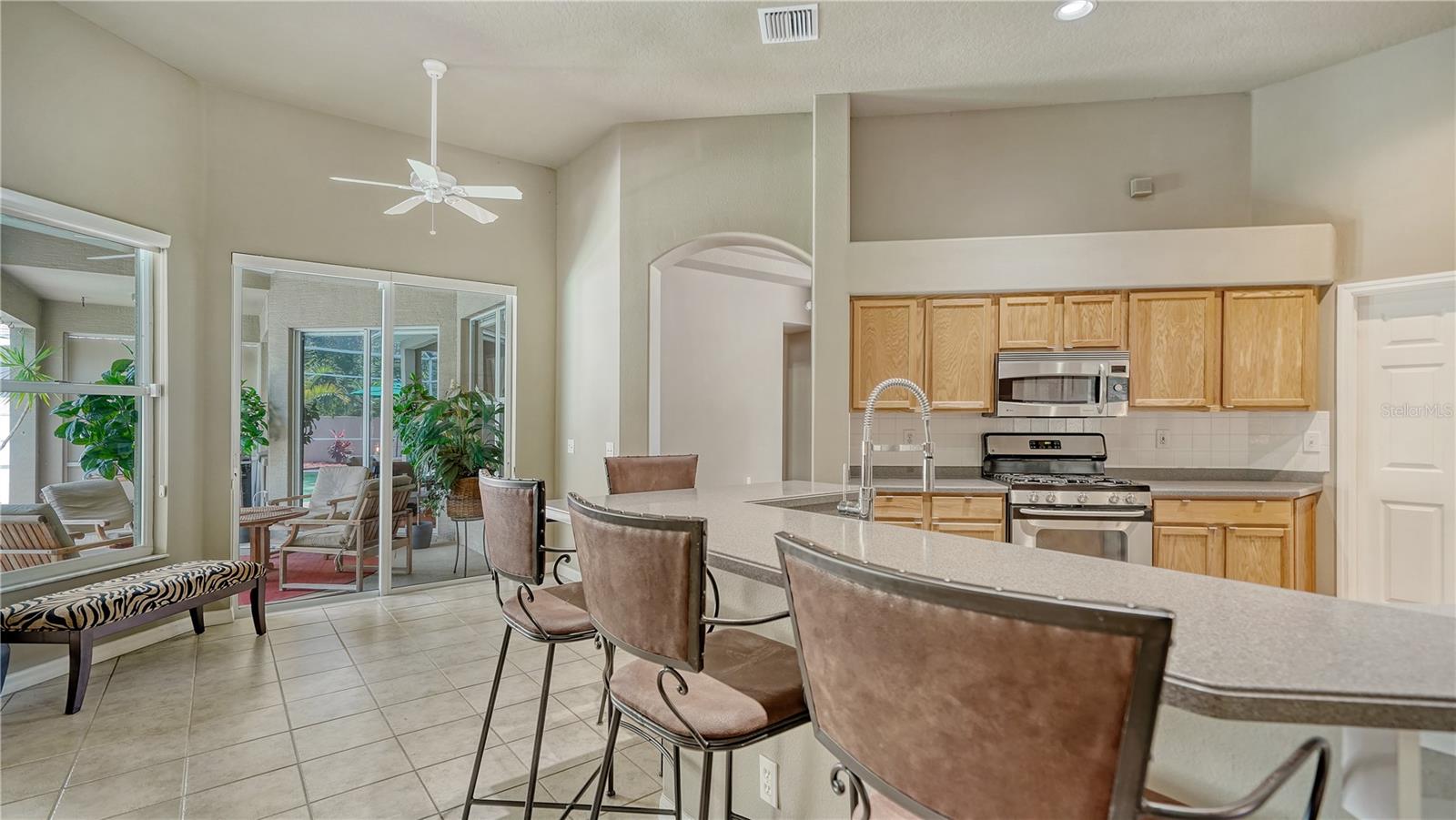 CARLYLE AT VILLAGES OF PALM-AIRE - Residential Lease
