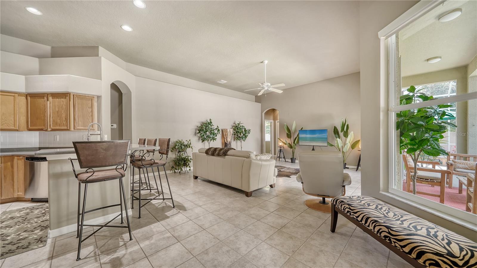 CARLYLE AT VILLAGES OF PALM-AIRE - Residential Lease