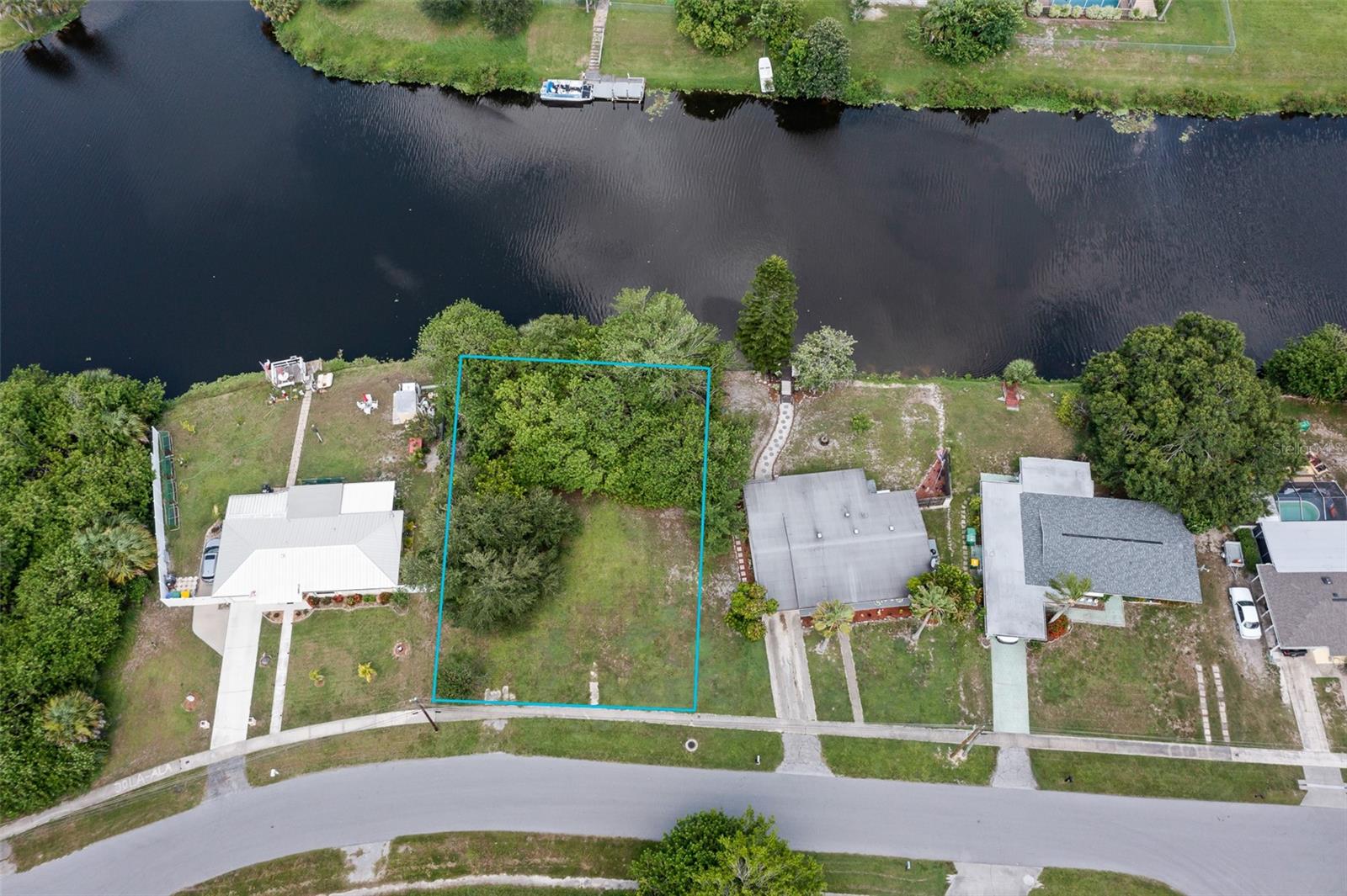 PORT CHARLOTTE SEC 033 - Land