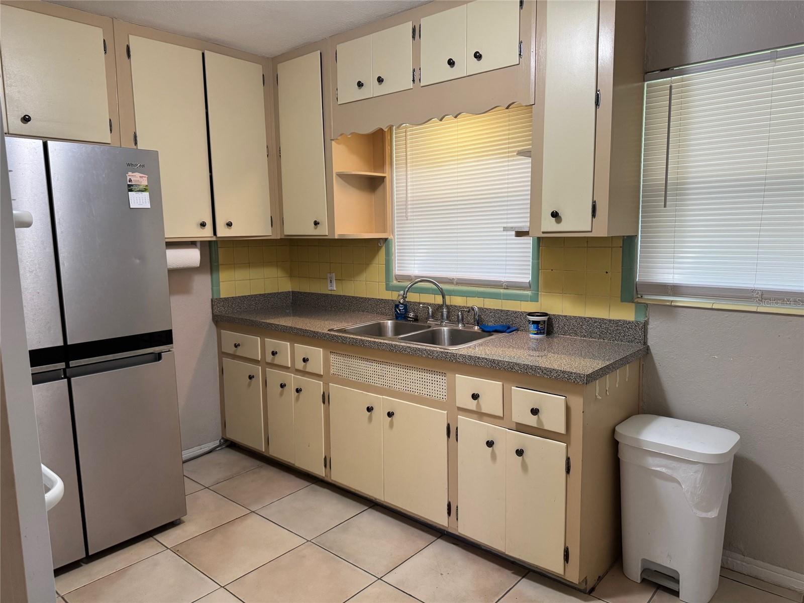 AVALON SUB 3 - Residential Lease