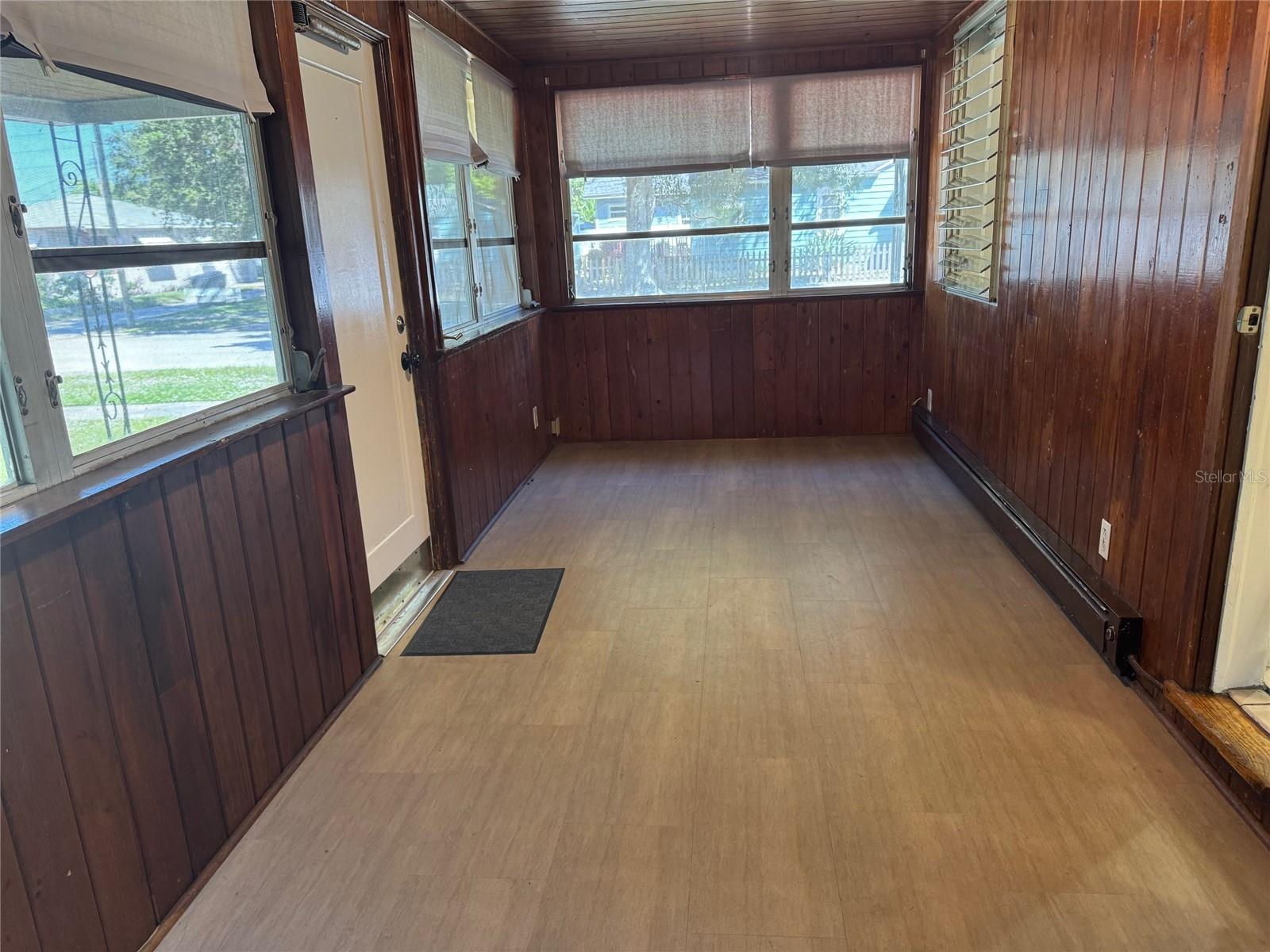 AVALON SUB 3 - Residential Lease