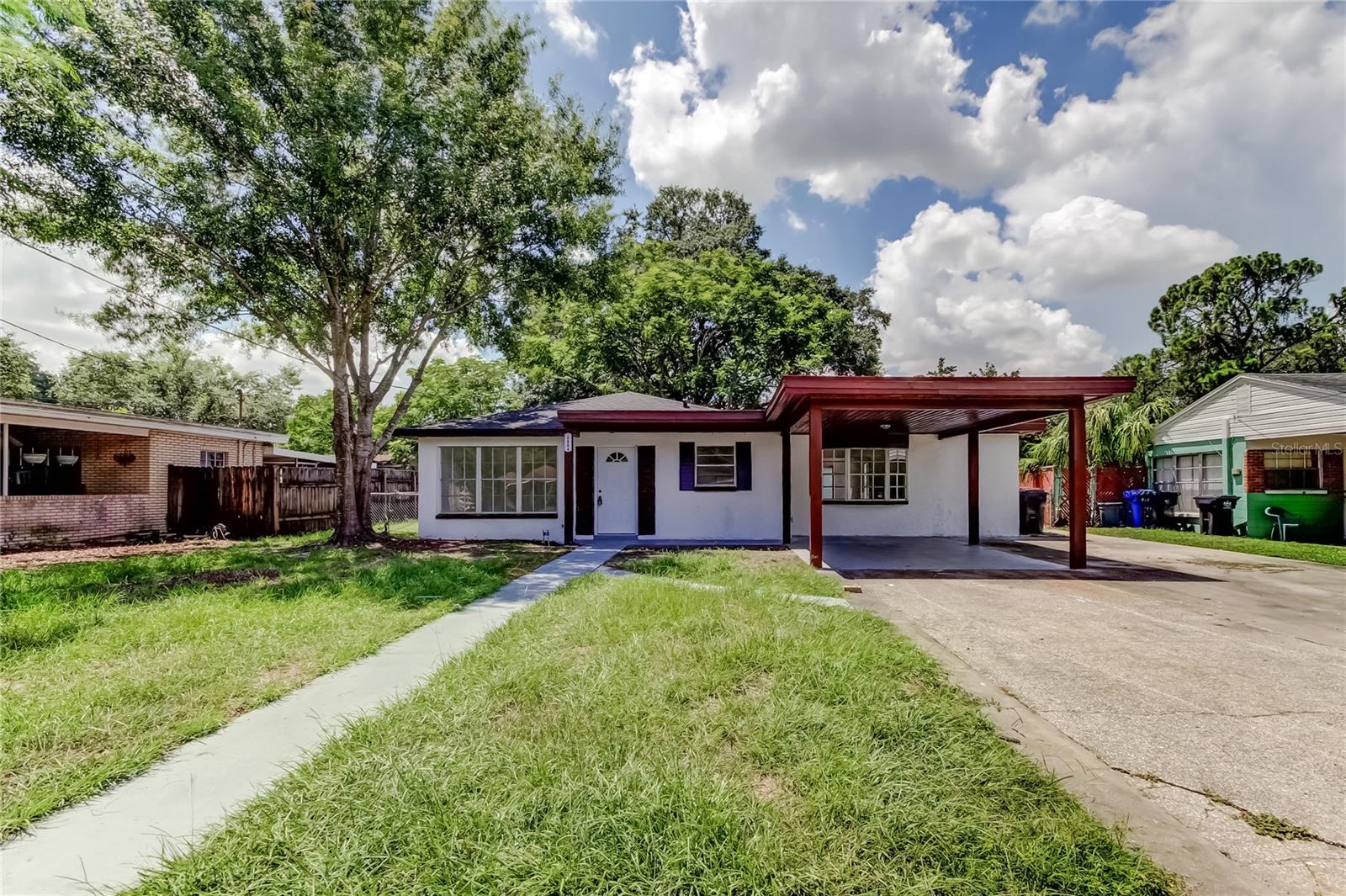Welcome to 3004 W North St – a beautifully updated 3-bedroom, 2-bath home located in the heart of Tampa! This move-in ready property features a brand-new roof (2025), a spacious open floor plan, and a modern kitchen with stainless steel appliances, quartz countertops, and sleek cabinetry. Both bathrooms have been stylishly renovated, and the home boasts fresh interior/exterior paint and new flooring throughout.
Outside, you’ll find a detached garage with excellent potential for conversion into an independent unit or guest suite – perfect for rental income or multigenerational living. The large backyard offers ample space for entertaining, gardening, or future additions. No HOA, no CDD. Located just minutes from Raymond James Stadium, Midtown, Tampa International Airport, shopping, dining, and major highways.
Don’t miss this incredible opportunity – schedule your private showing today!