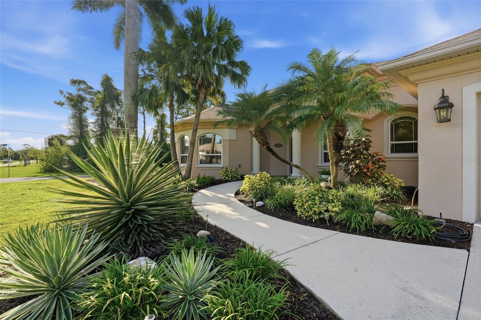 1949 AMNESTY DRIVE, NORTH PORT, FL, 34288 3 1949 AMNESTY DRIVE