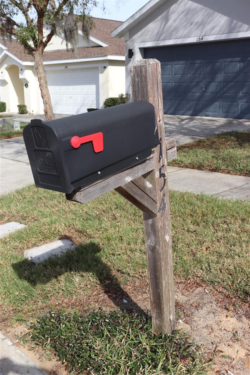 HAMPTON ESTATES - Residential Lease