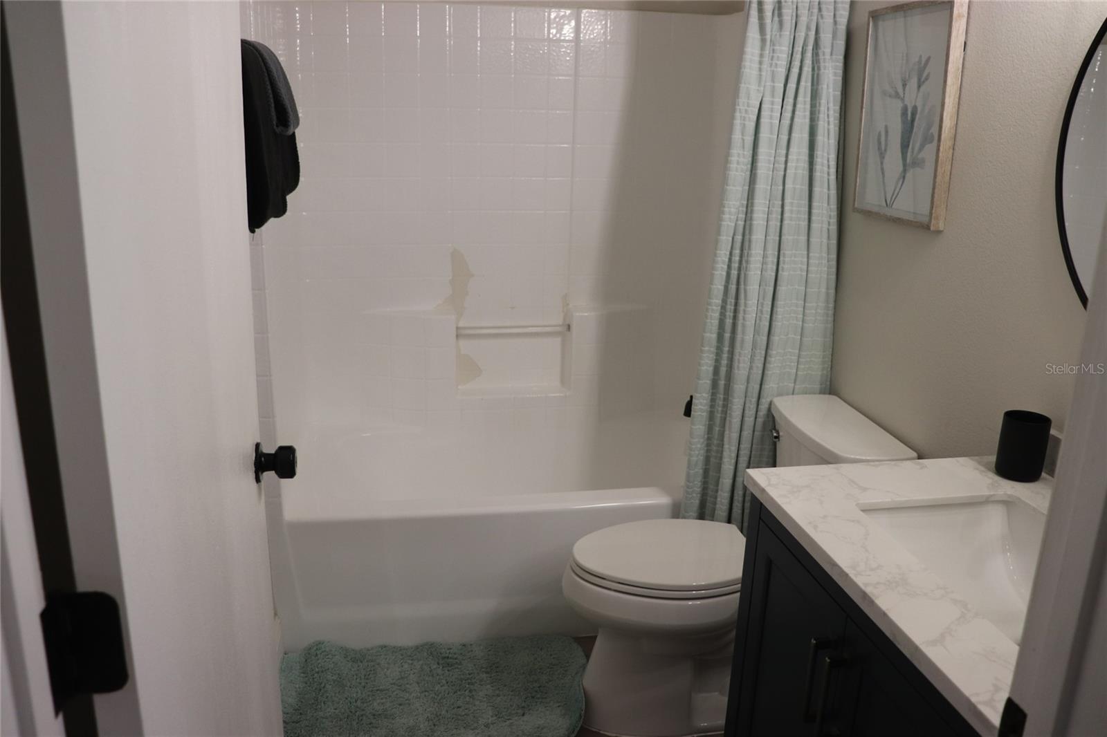 HAMPTON ESTATES - Residential Lease