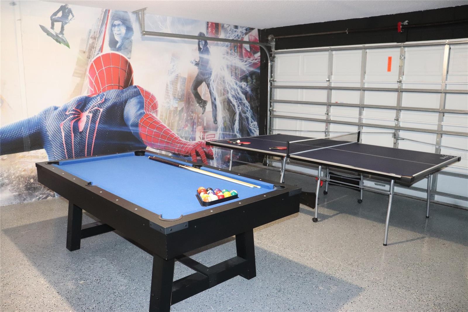 HAMPTON ESTATES - Residential Lease