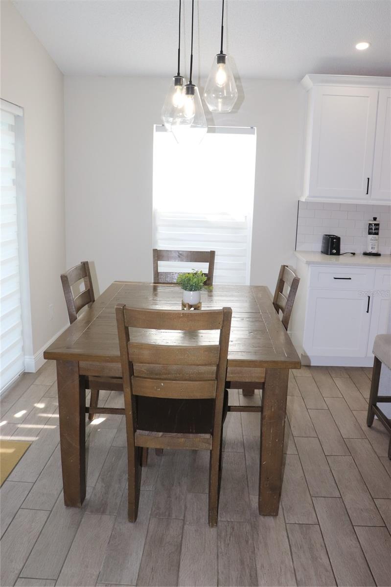 HAMPTON ESTATES - Residential Lease