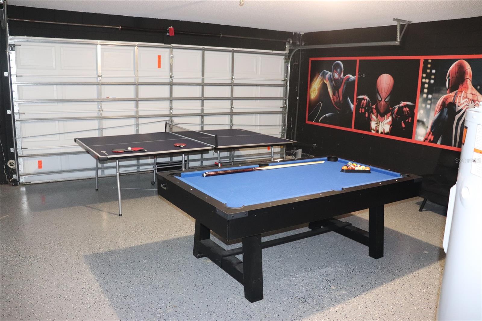 HAMPTON ESTATES - Residential Lease