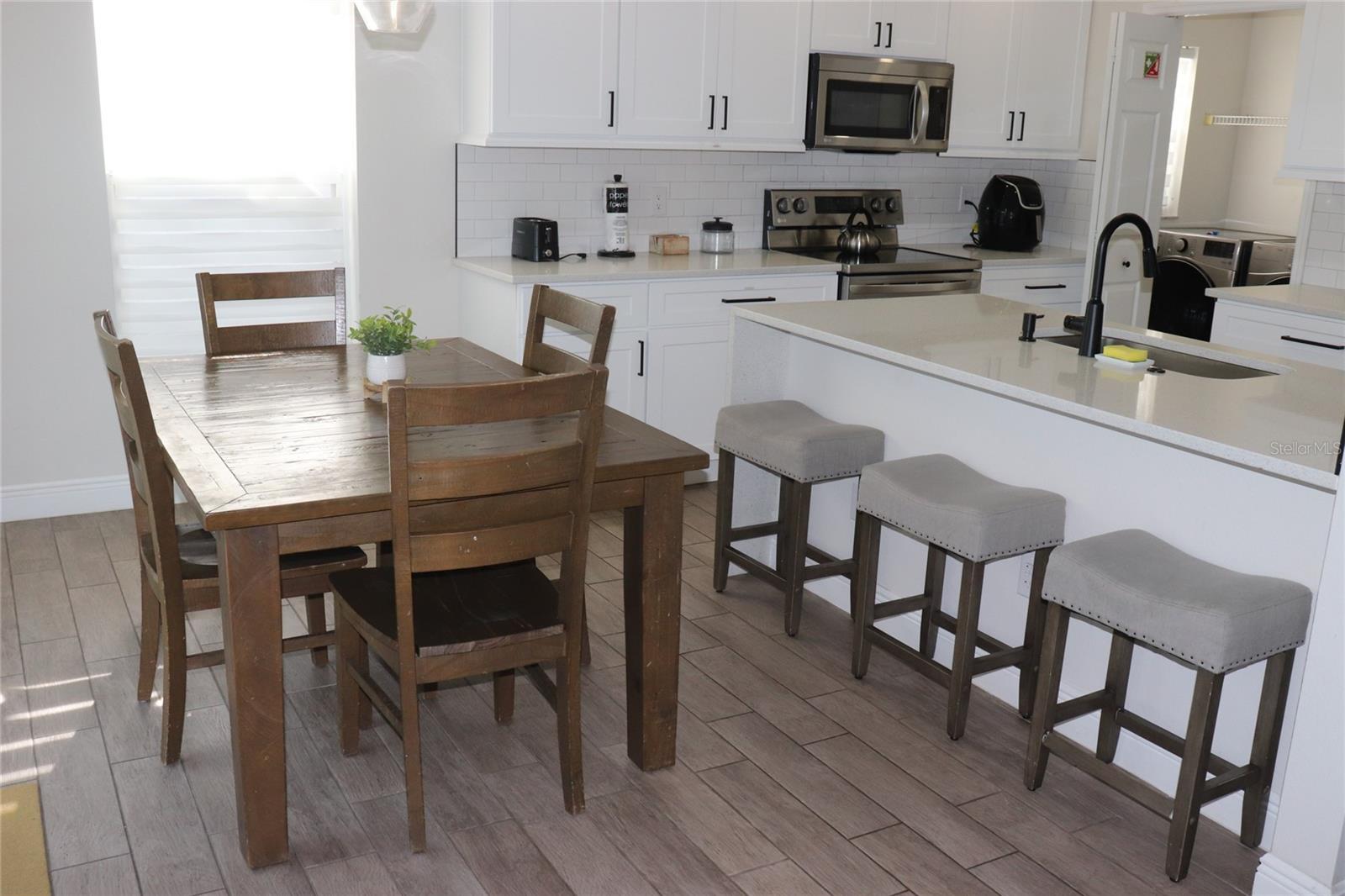 HAMPTON ESTATES - Residential Lease