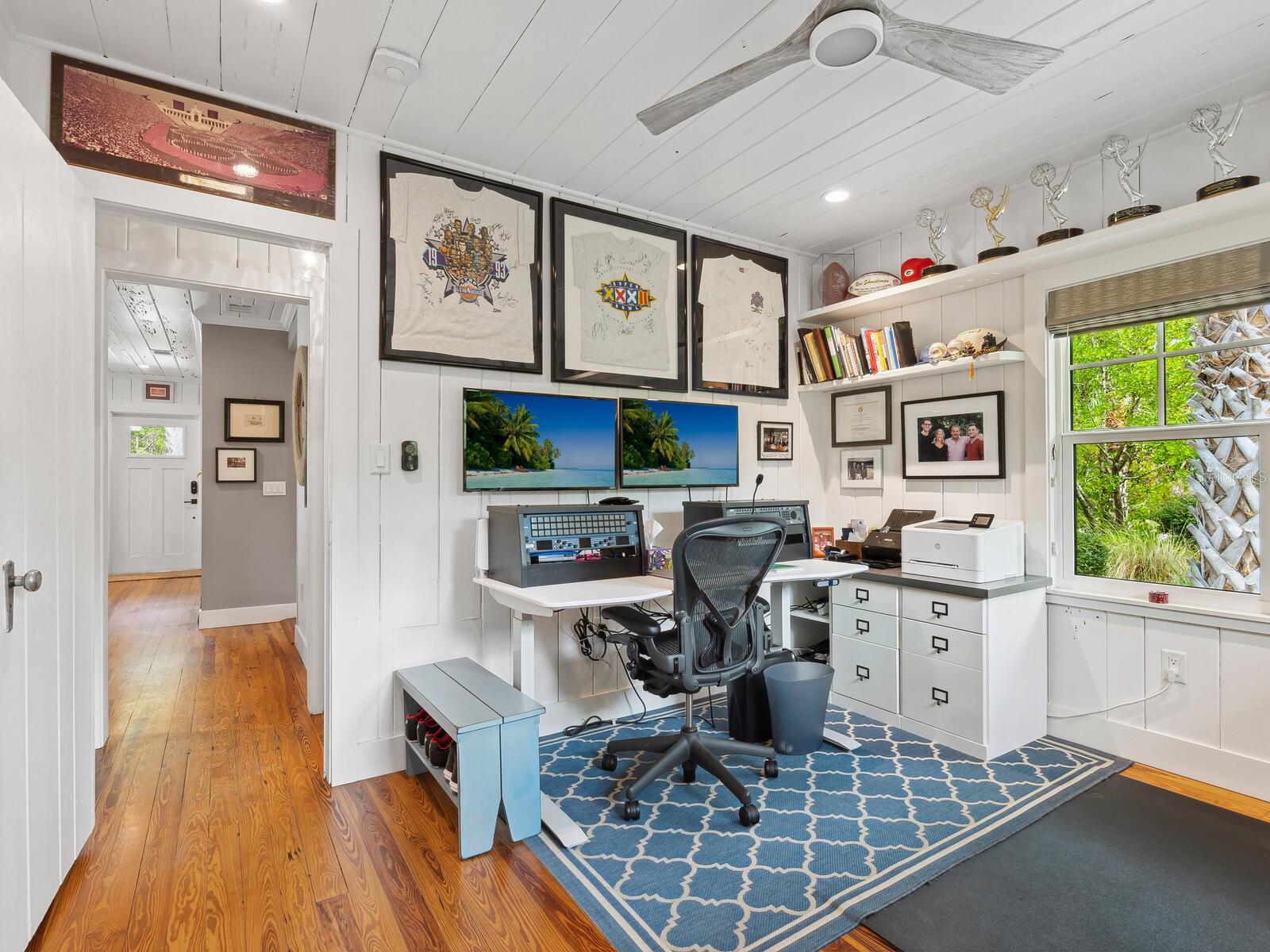 LONGBEACH ON LONGBOAT KEY - Residential