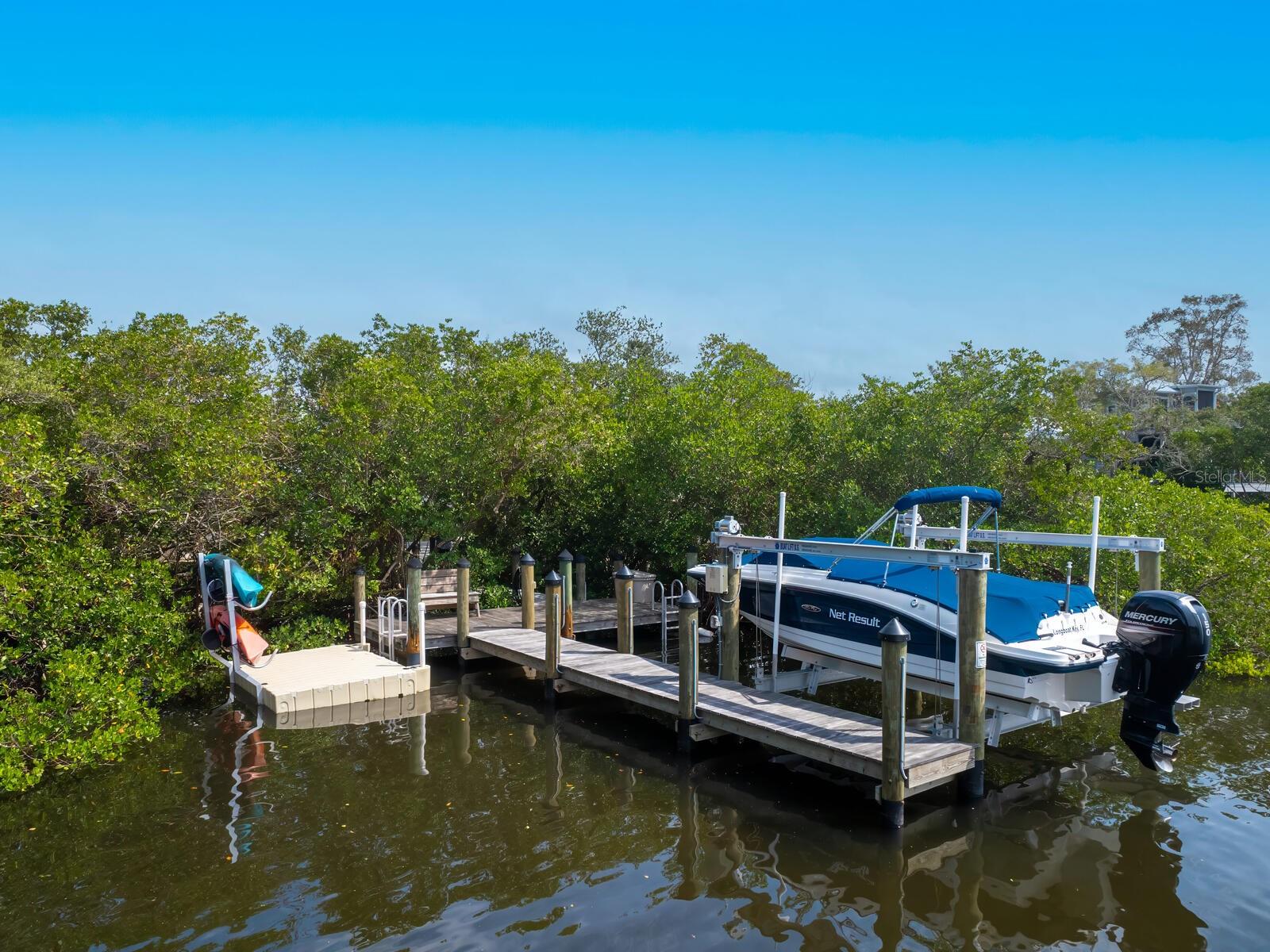 LONGBEACH ON LONGBOAT KEY - Residential