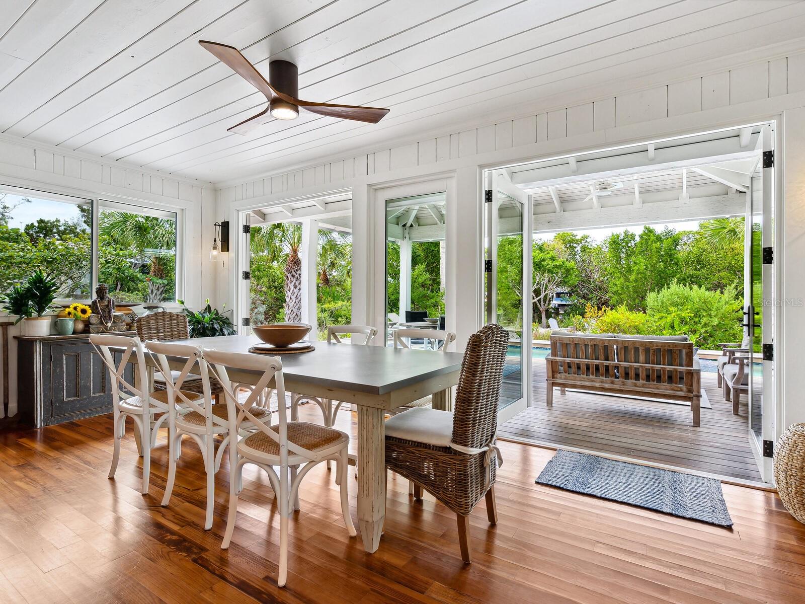 LONGBEACH ON LONGBOAT KEY - Residential