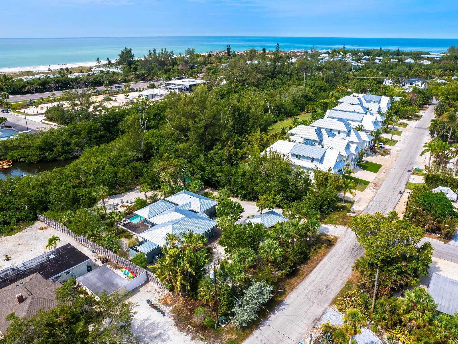 LONGBEACH ON LONGBOAT KEY - Residential