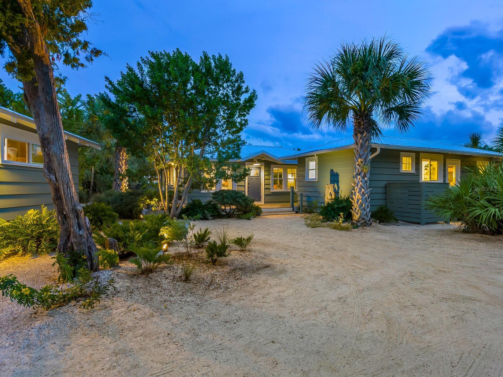 LONGBEACH ON LONGBOAT KEY - Residential