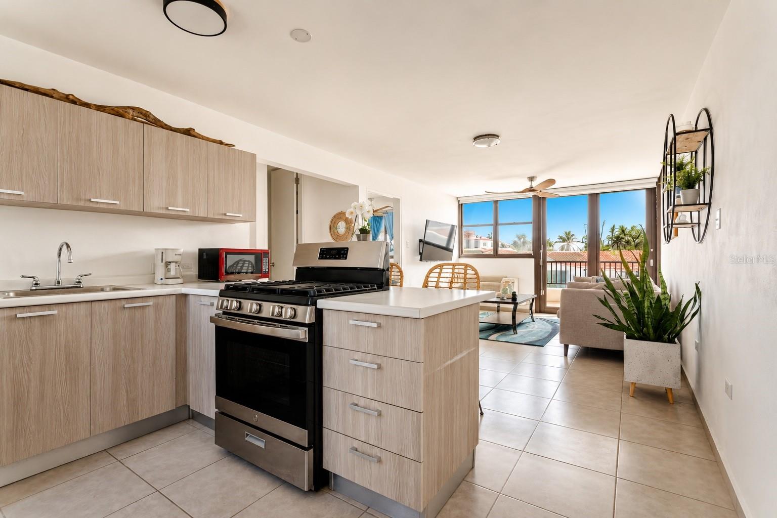 348 PR-4466 MARBELA CASA DE PLAYA C-215