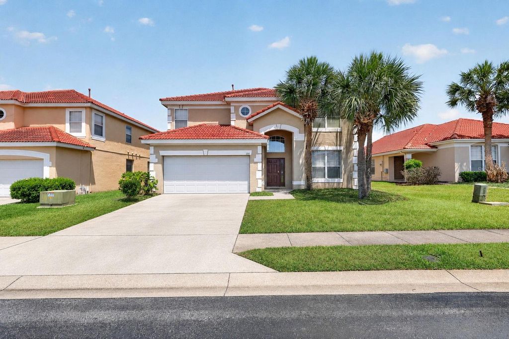 Photo of 130 Saragossa Avenue, Davenport, FL 33897 (MLS # S5150459)