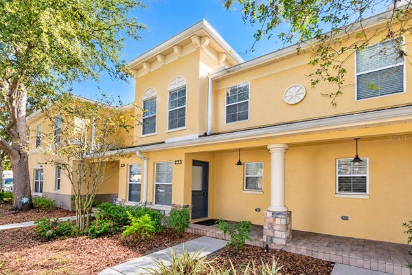 233 PENMARK STONE PL, VALRICO, FL 33594 - Image a2a1bb51e81ef5aedee3af2964bc41b1/563566686