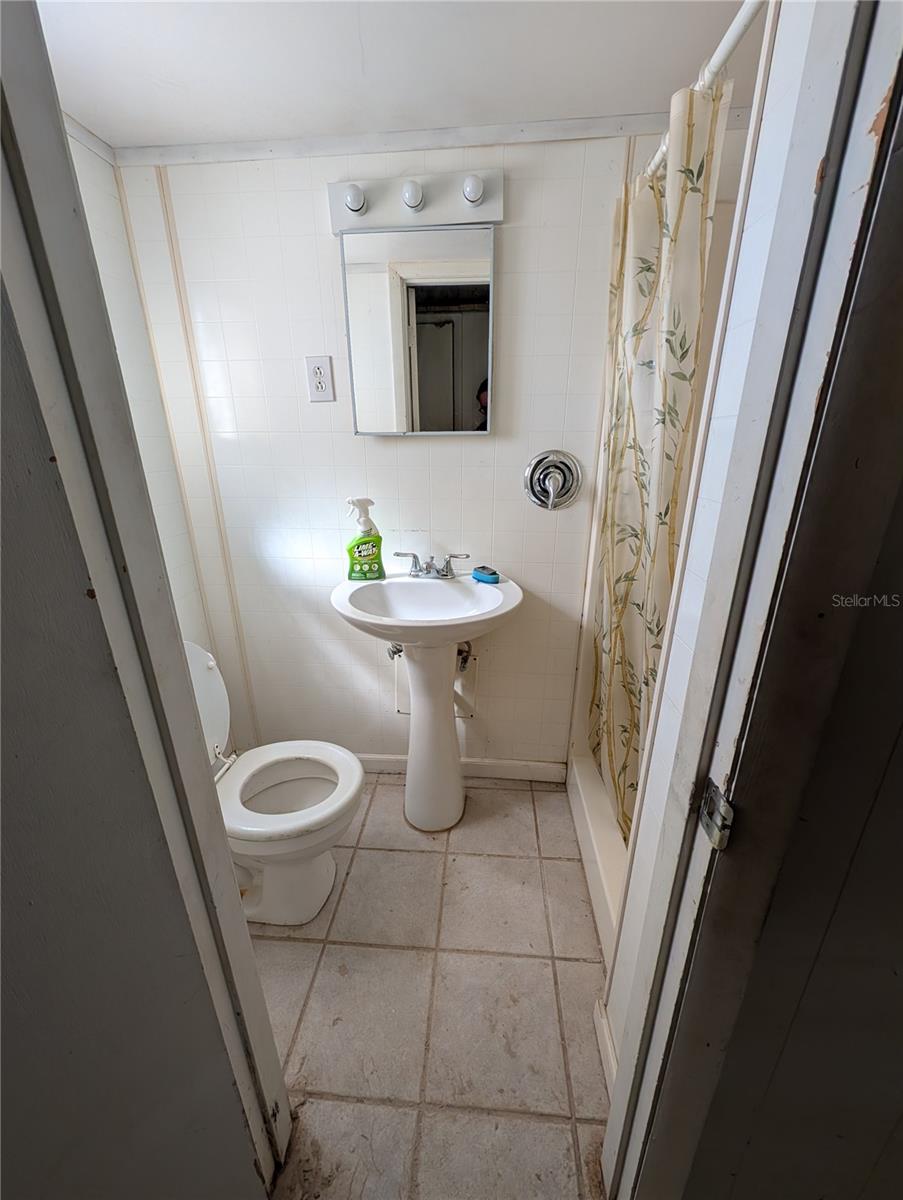 FLORIDANA MOBILE HOMESITE 3 - Residential