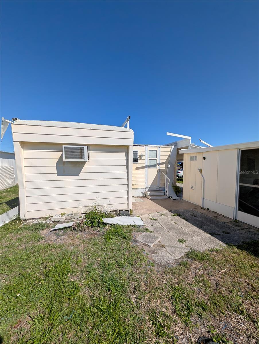 FLORIDANA MOBILE HOMESITE 3 - Residential