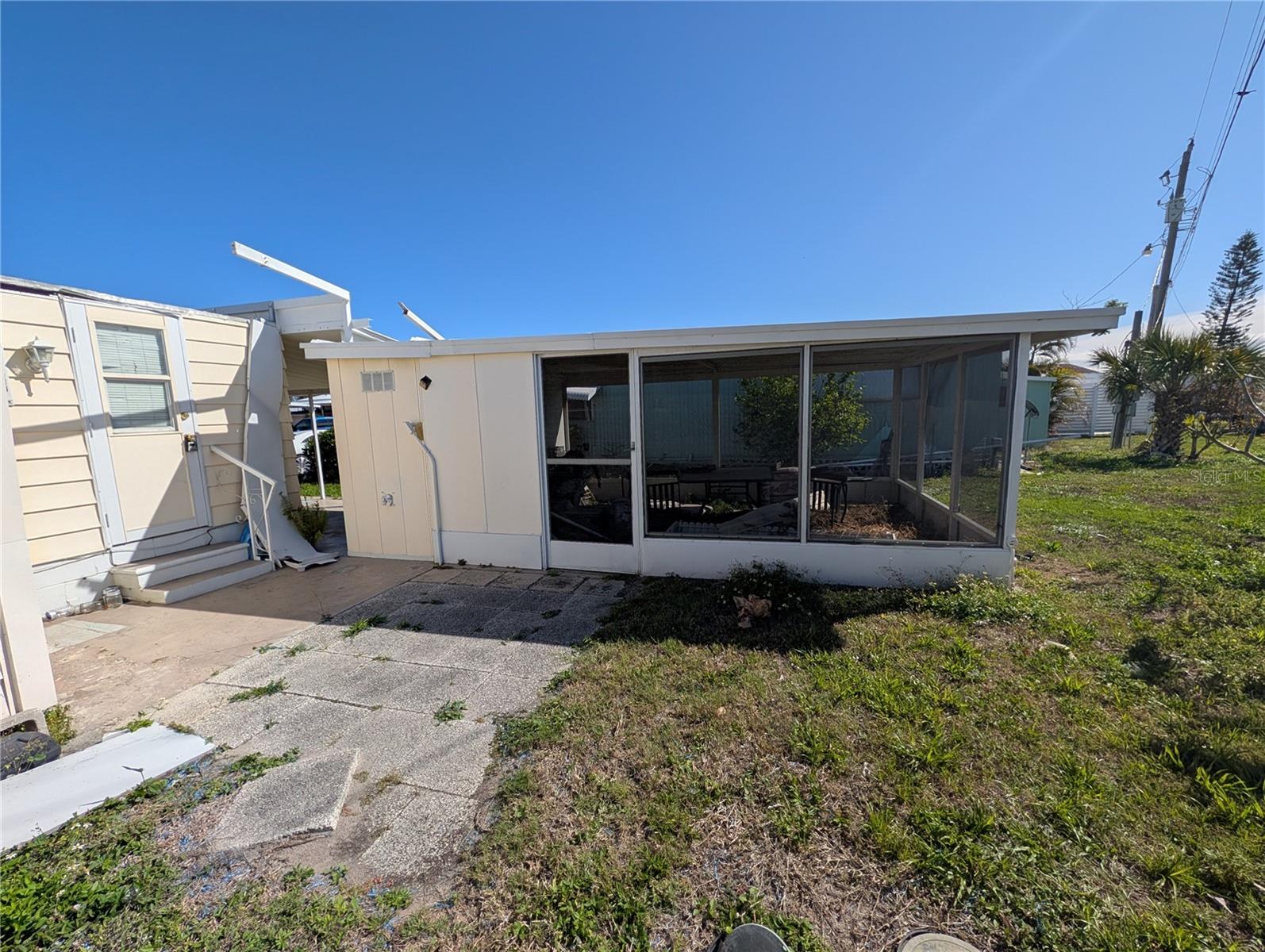 FLORIDANA MOBILE HOMESITE 3 - Residential