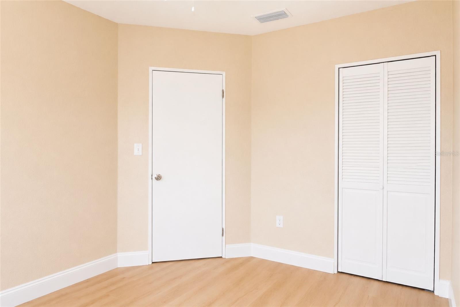 LENORE HEIGHTS - Residential