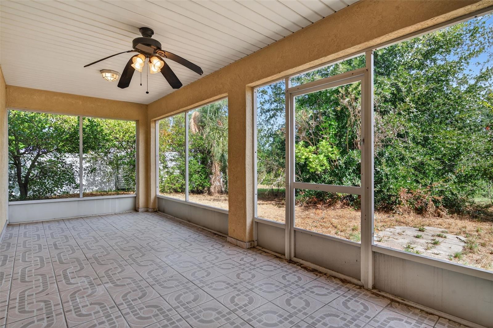 EDGEWATER VILLAGE UNIT 1 - Residential