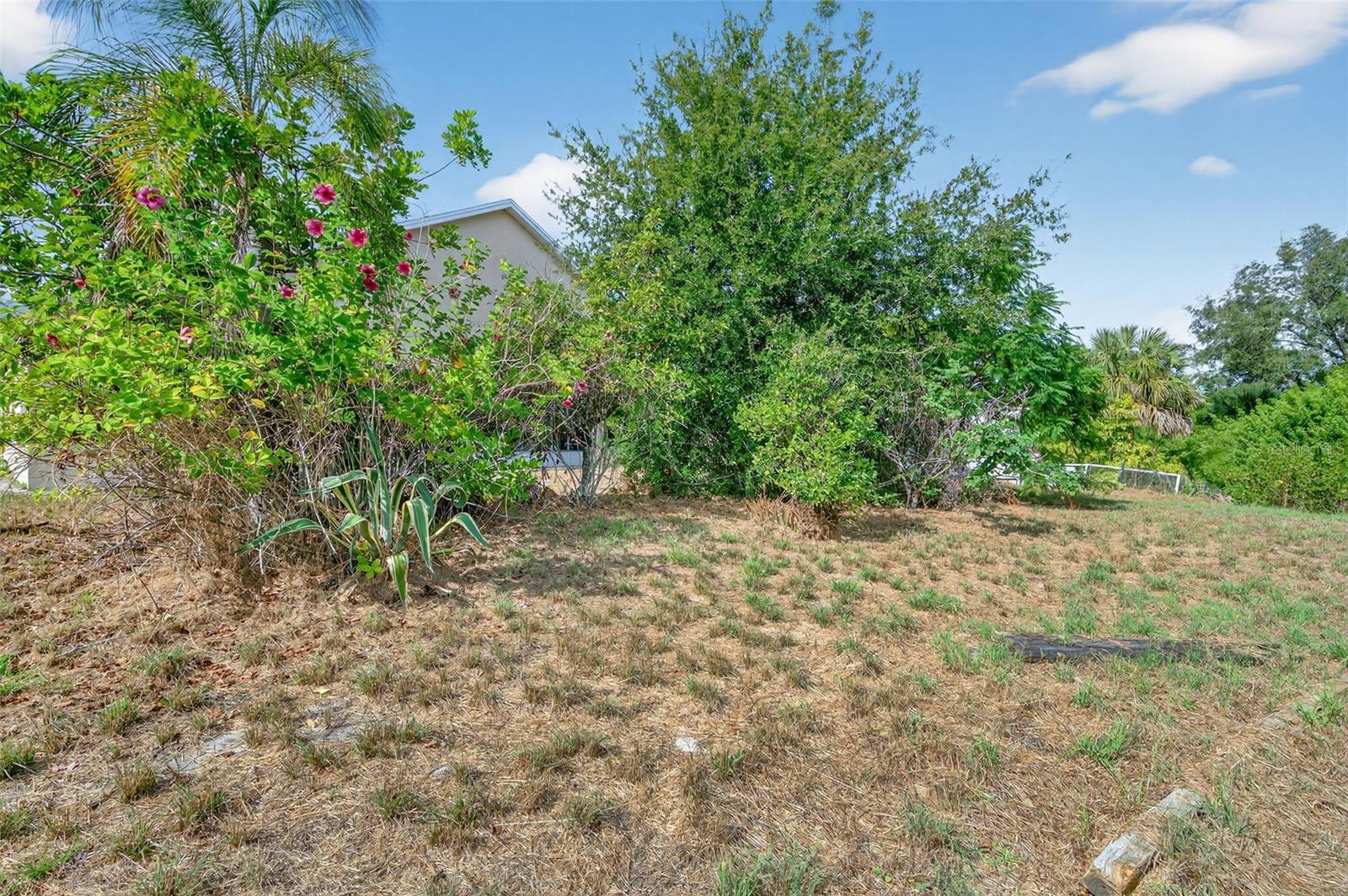 EDGEWATER VILLAGE UNIT 1 - Residential