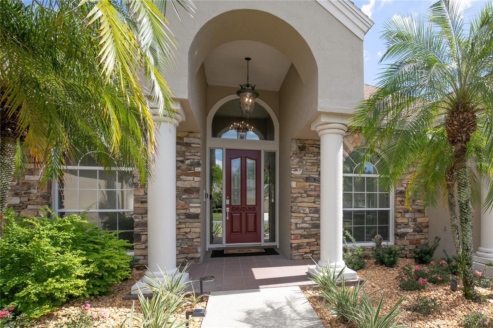 1560 EDGEWATER DRIVE