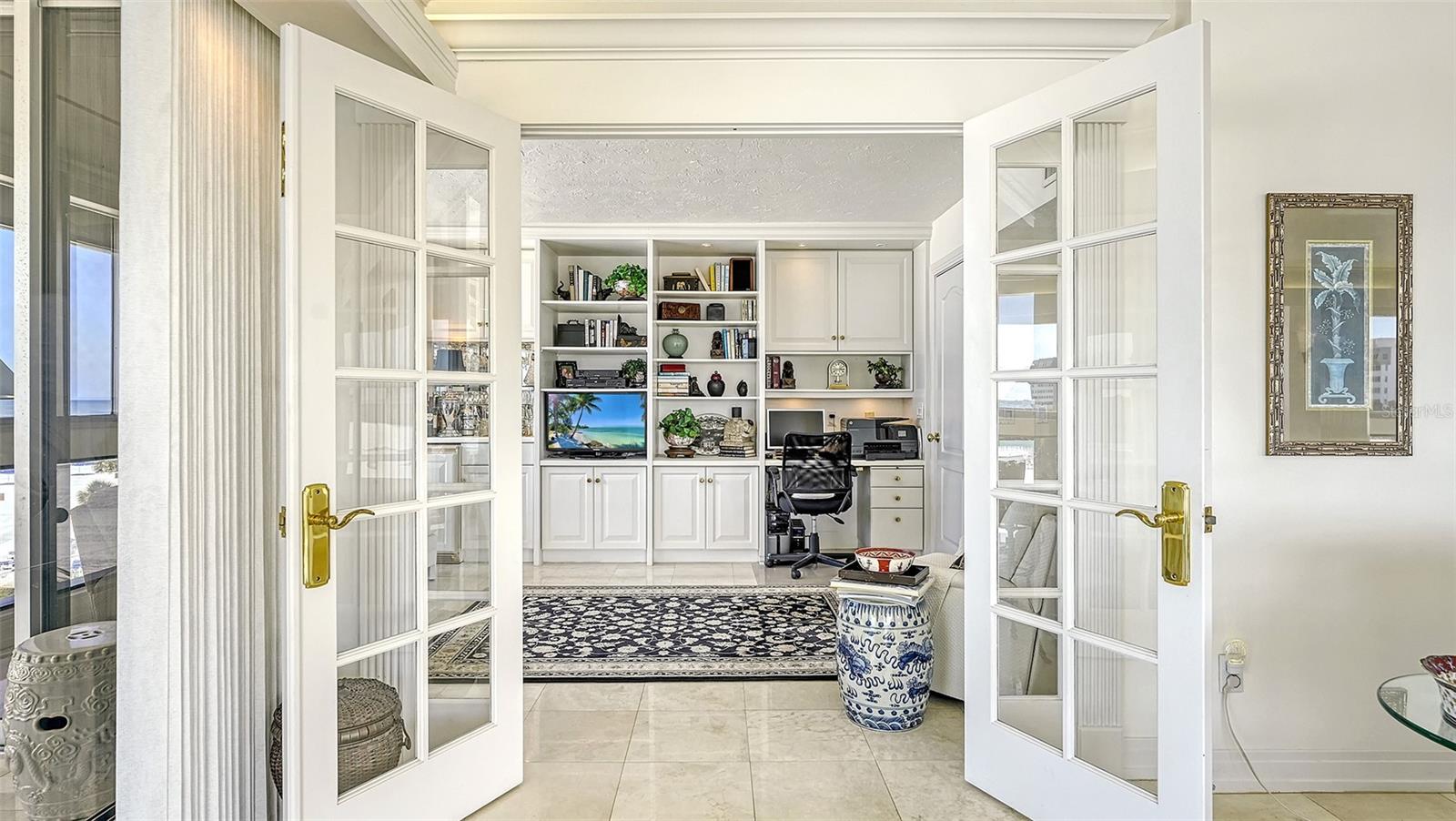 PALM BAY CLUB I - Residential