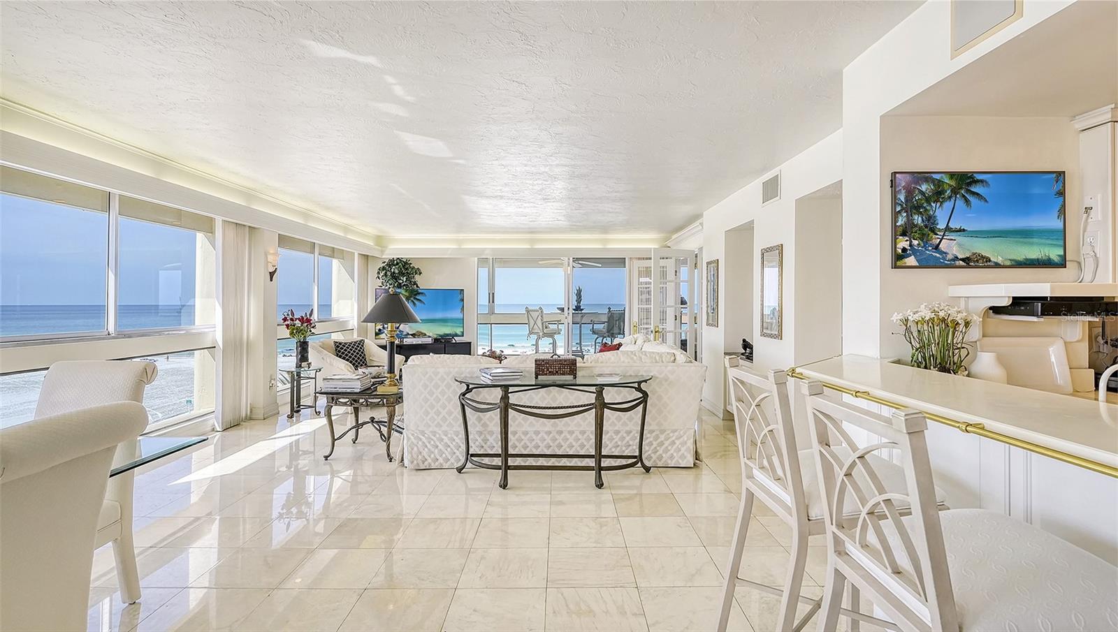 PALM BAY CLUB I - Residential