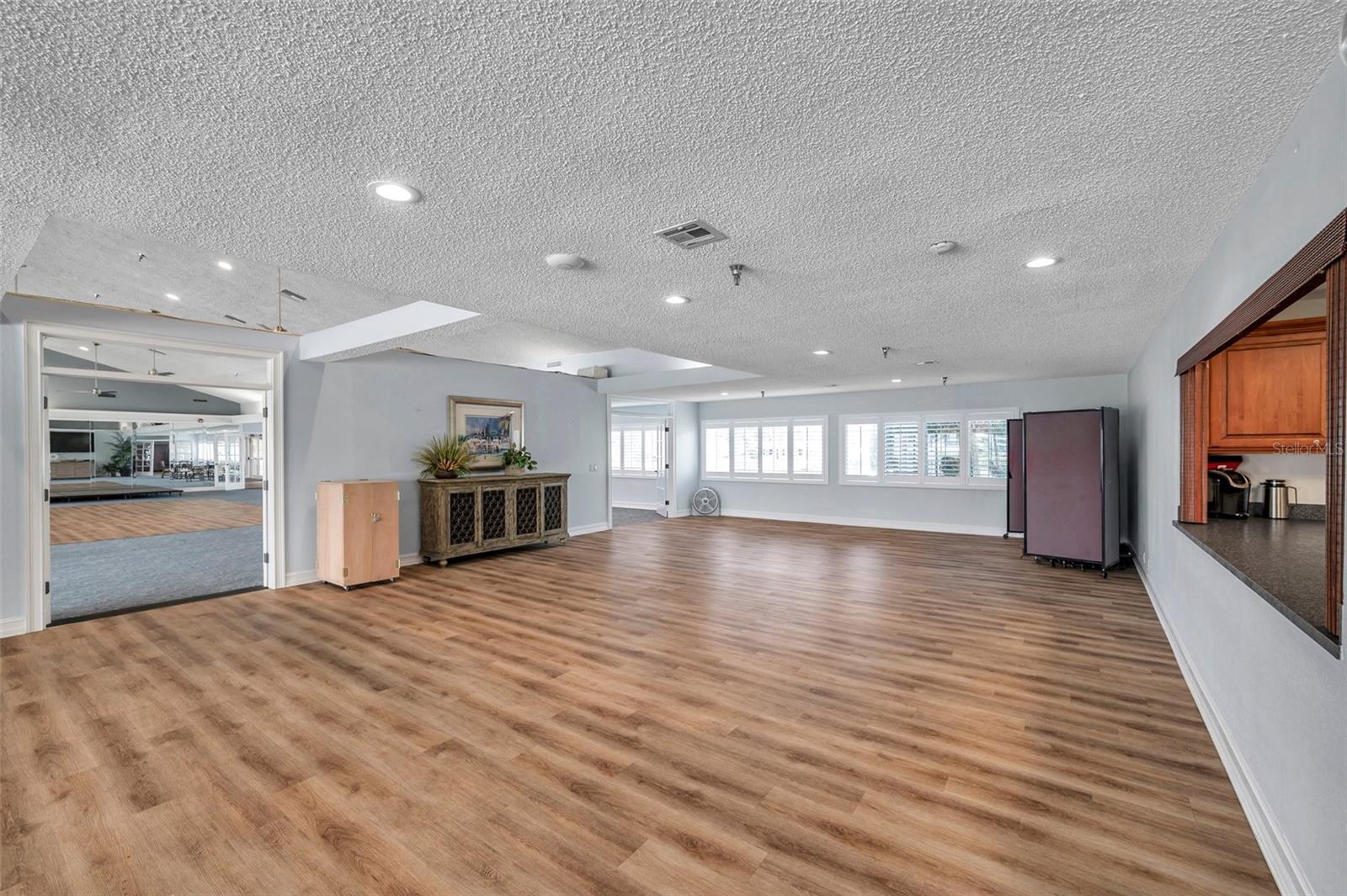 HARBOURSIDE CONDO - Residential