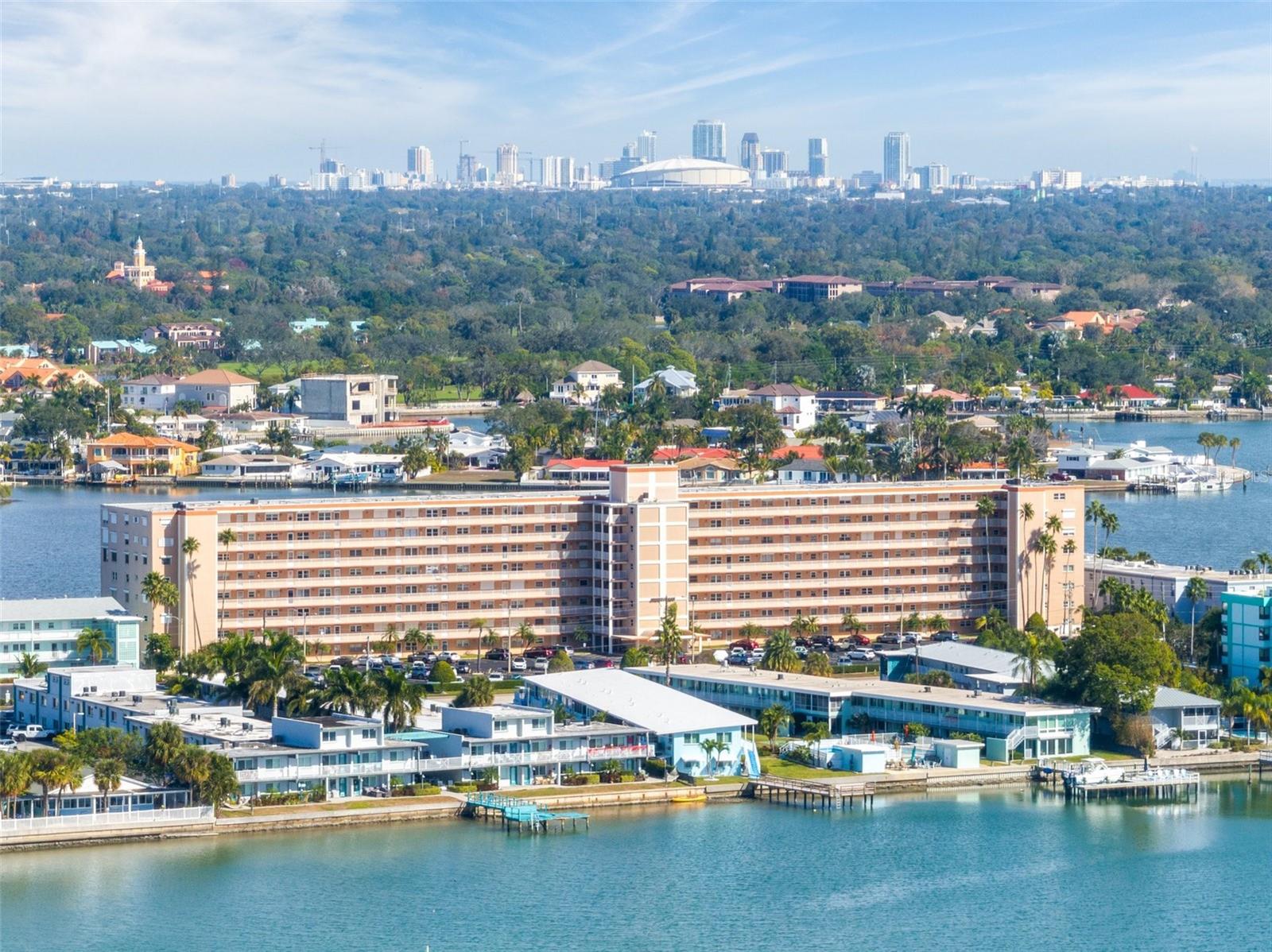 HARBOURSIDE CONDO - Residential