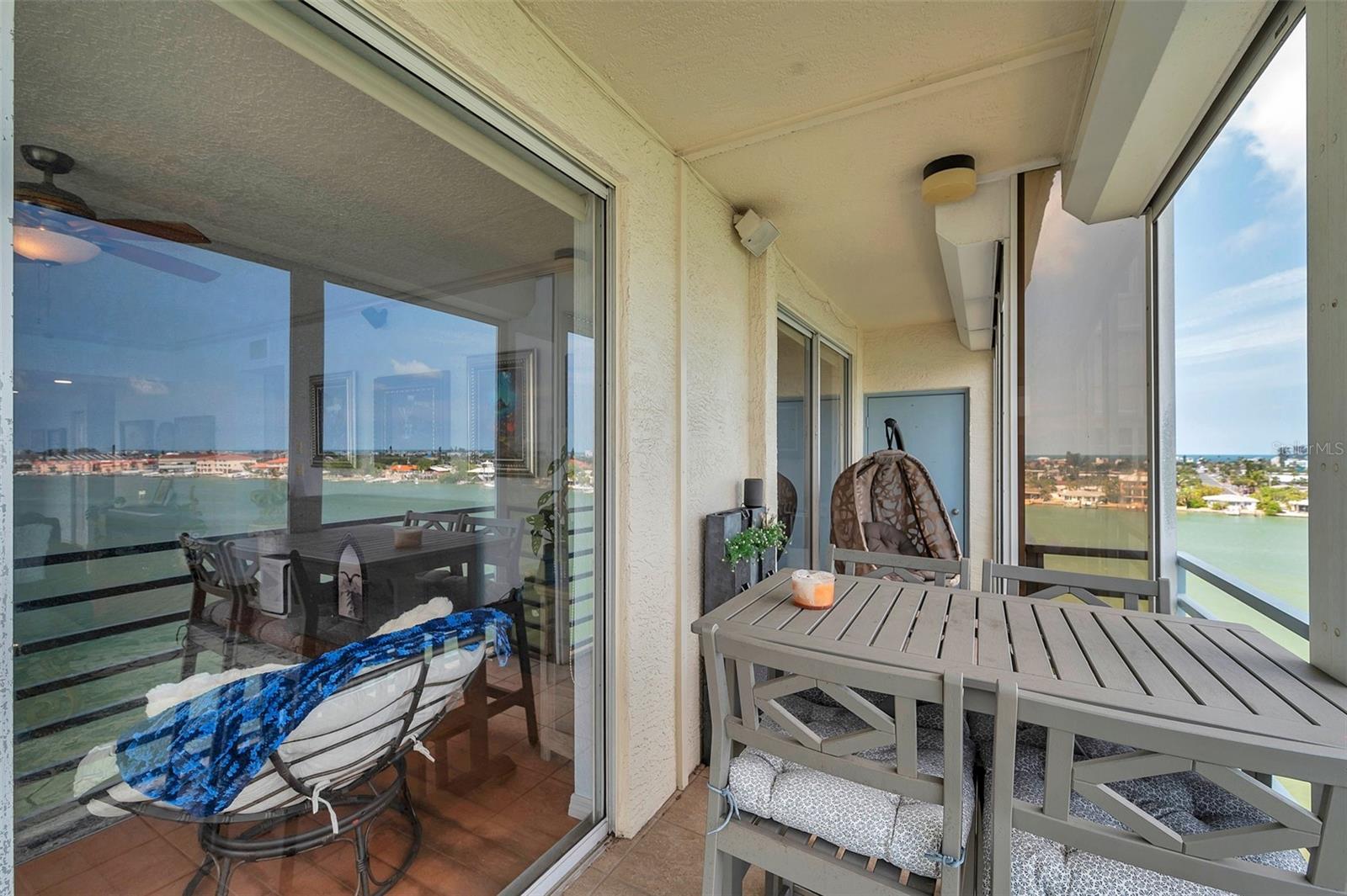 HARBOURSIDE CONDO - Residential