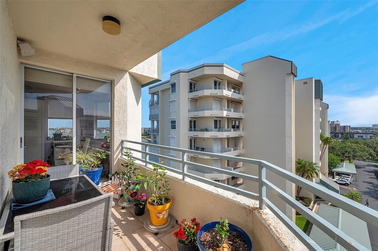 HARBOURSIDE CONDO - Residential