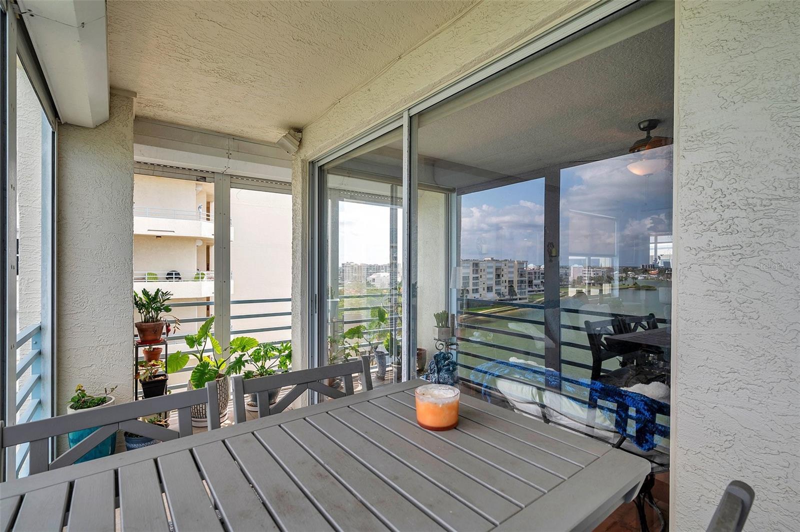 HARBOURSIDE CONDO - Residential