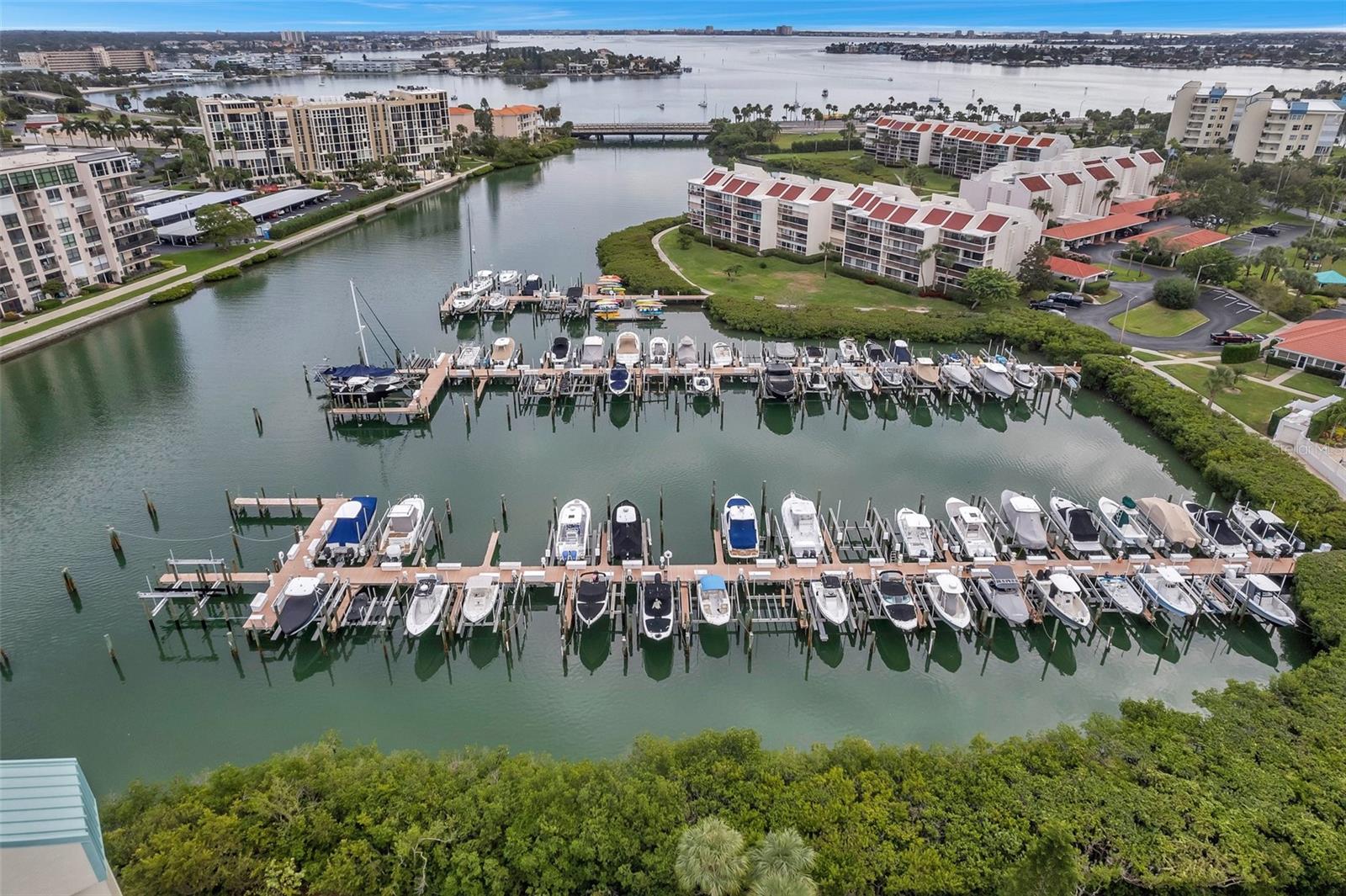 HARBOURSIDE CONDO - Residential