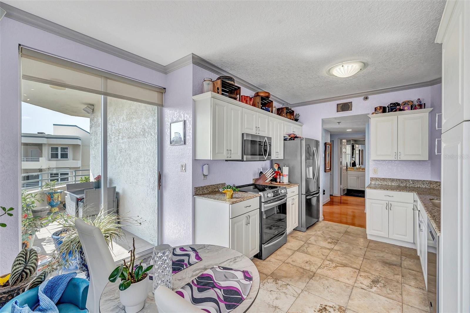 HARBOURSIDE CONDO - Residential