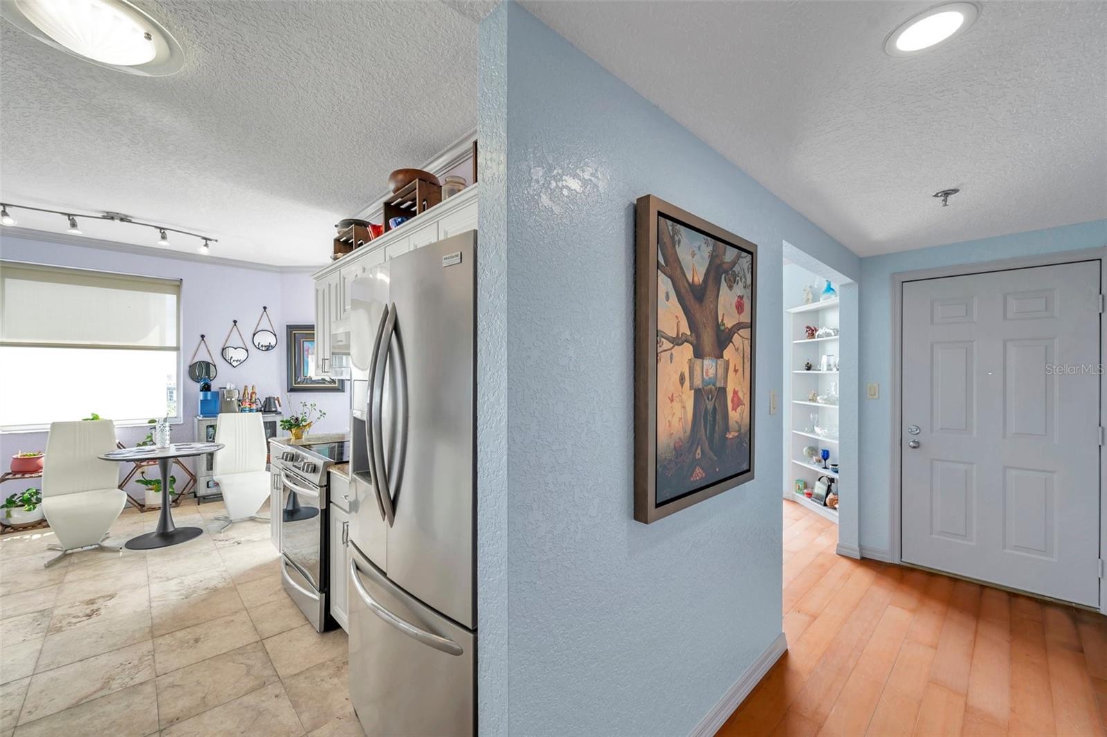 HARBOURSIDE CONDO - Residential