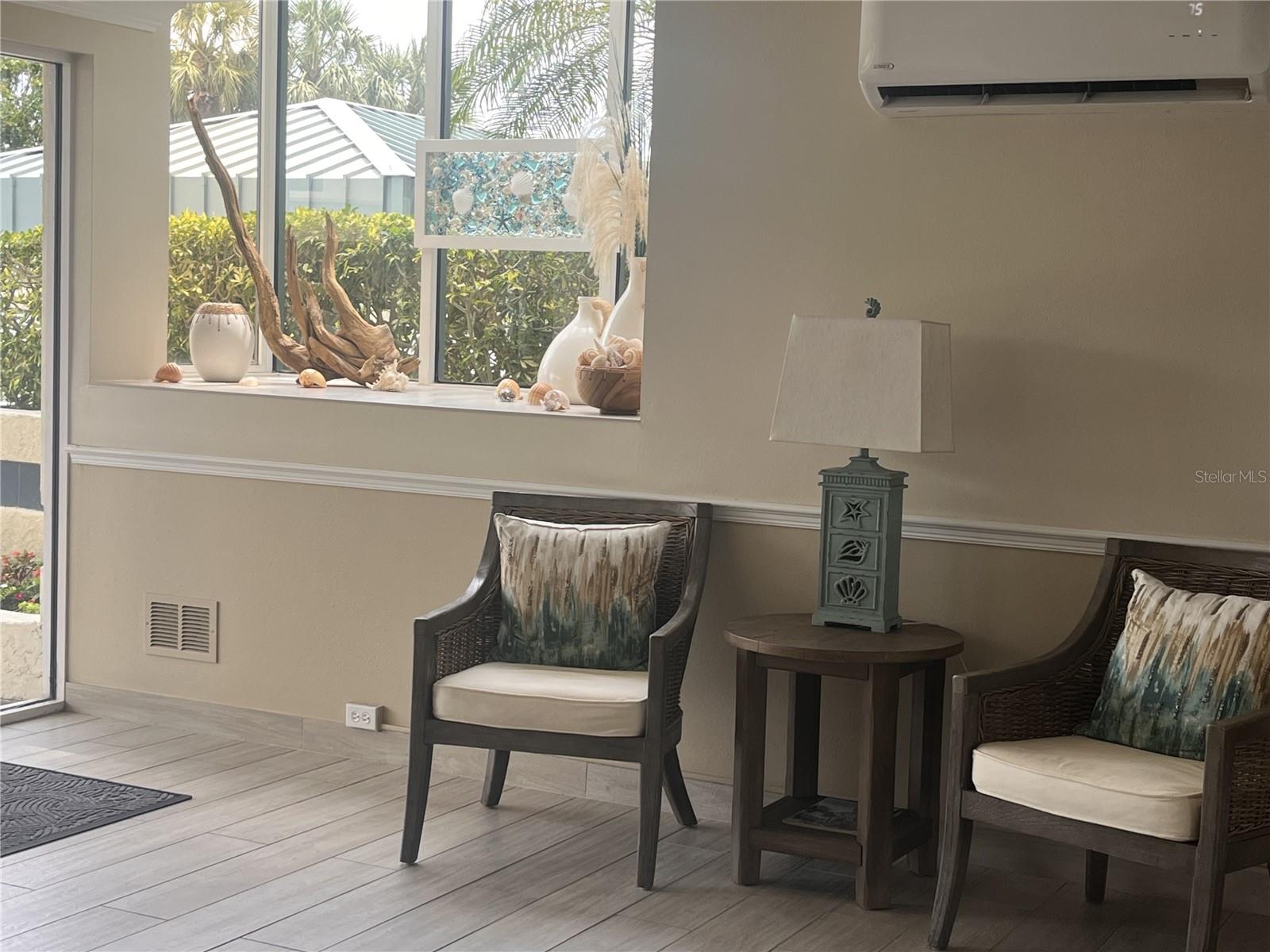 HARBOURSIDE CONDO - Residential