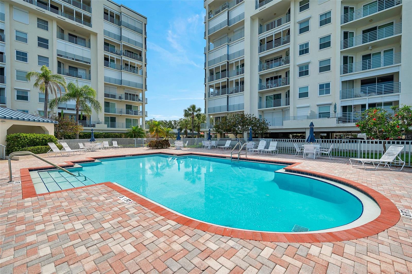 HARBOURSIDE CONDO - Residential