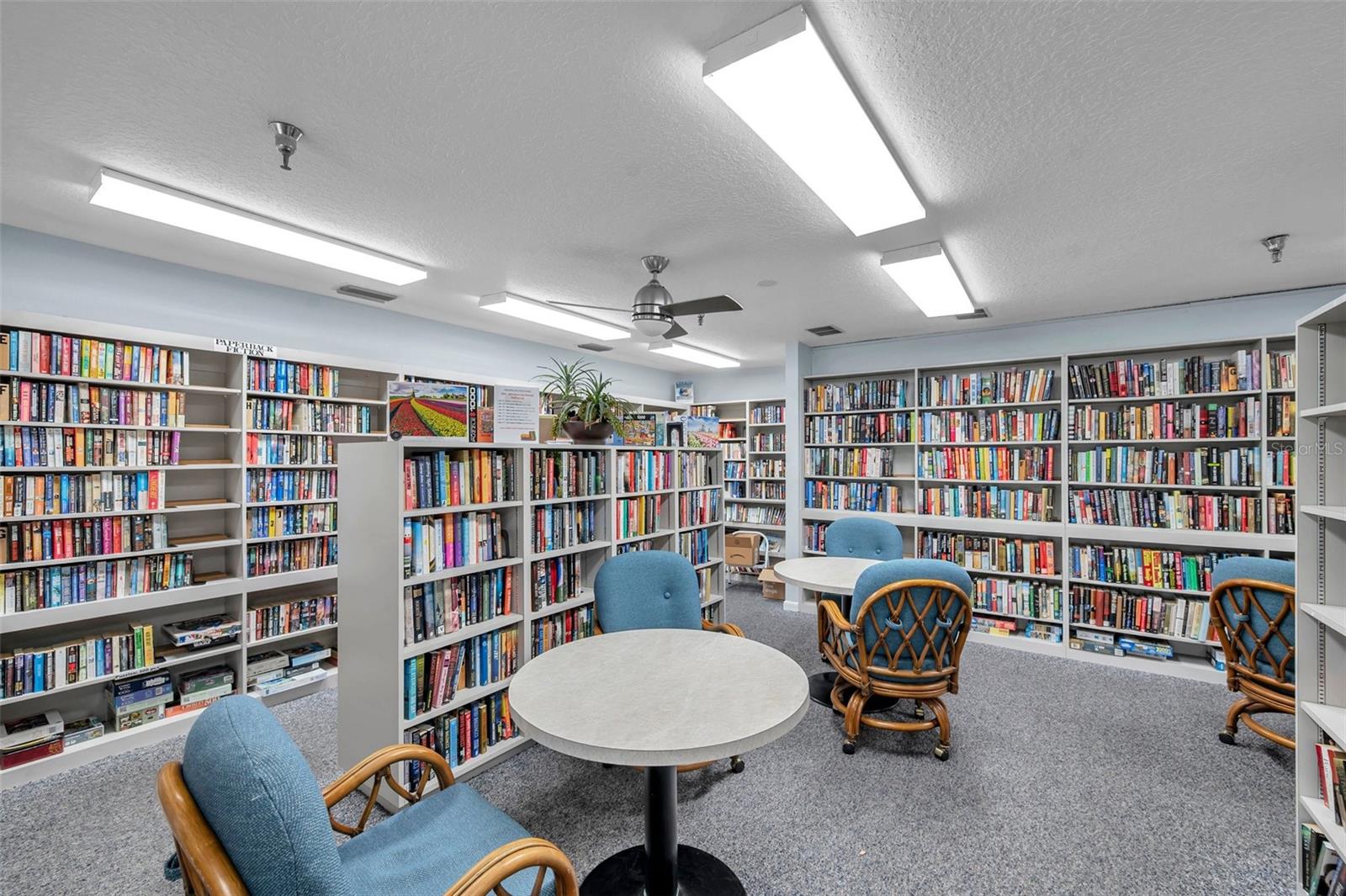 HARBOURSIDE CONDO - Residential