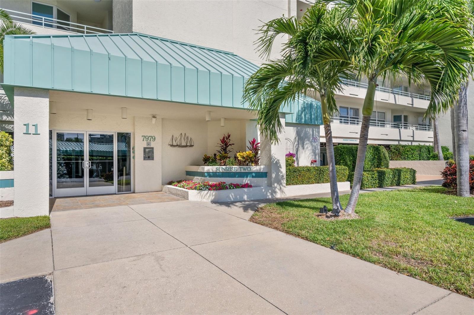 HARBOURSIDE CONDO - Residential