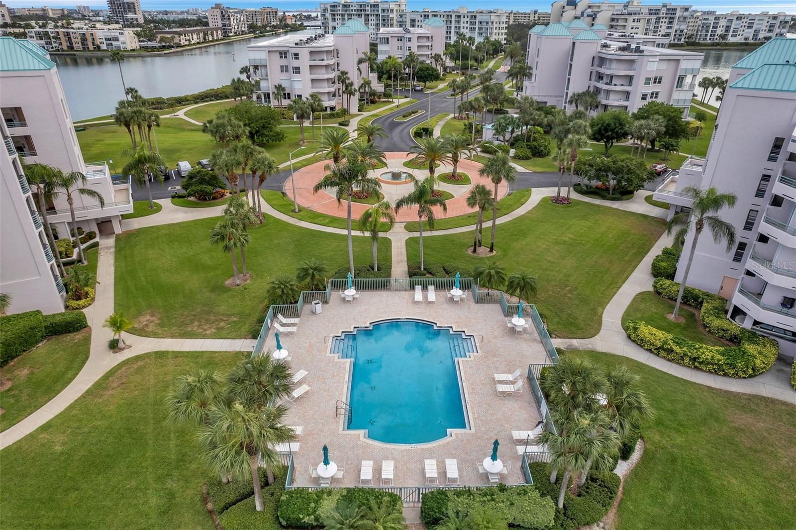 HARBOURSIDE CONDO - Residential