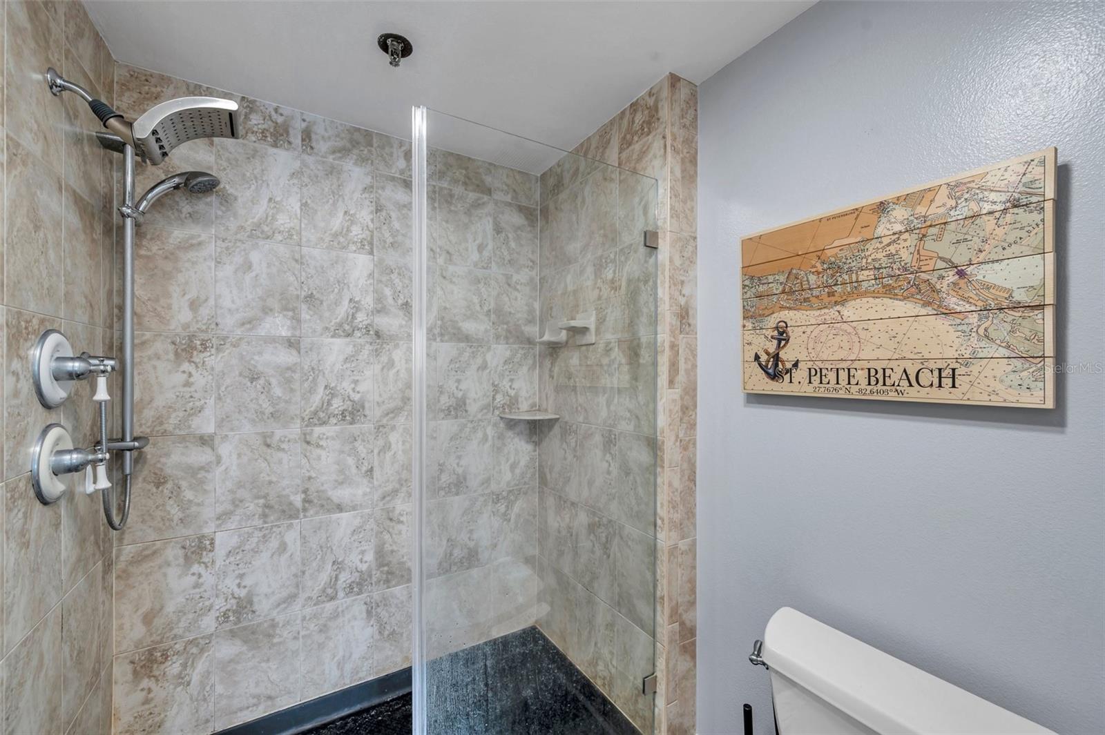 HARBOURSIDE CONDO - Residential