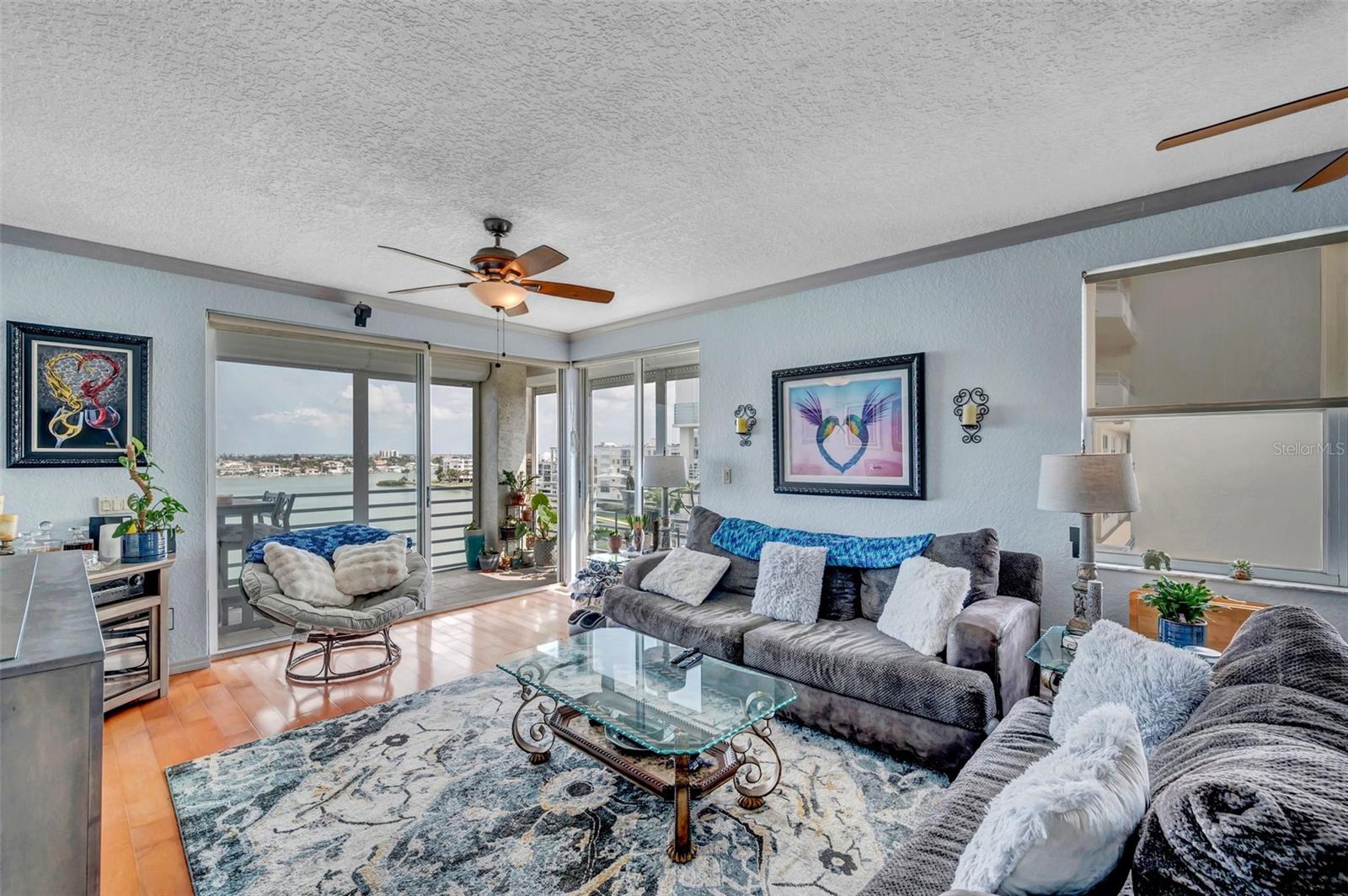 HARBOURSIDE CONDO - Residential