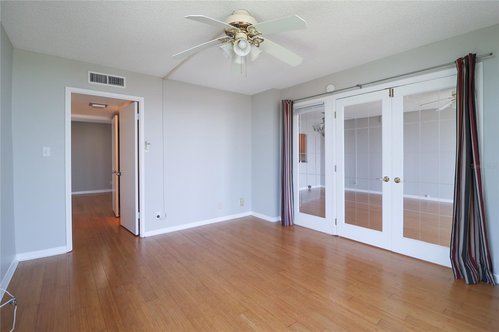 BAY ISLAND GROUP 1 - Residential