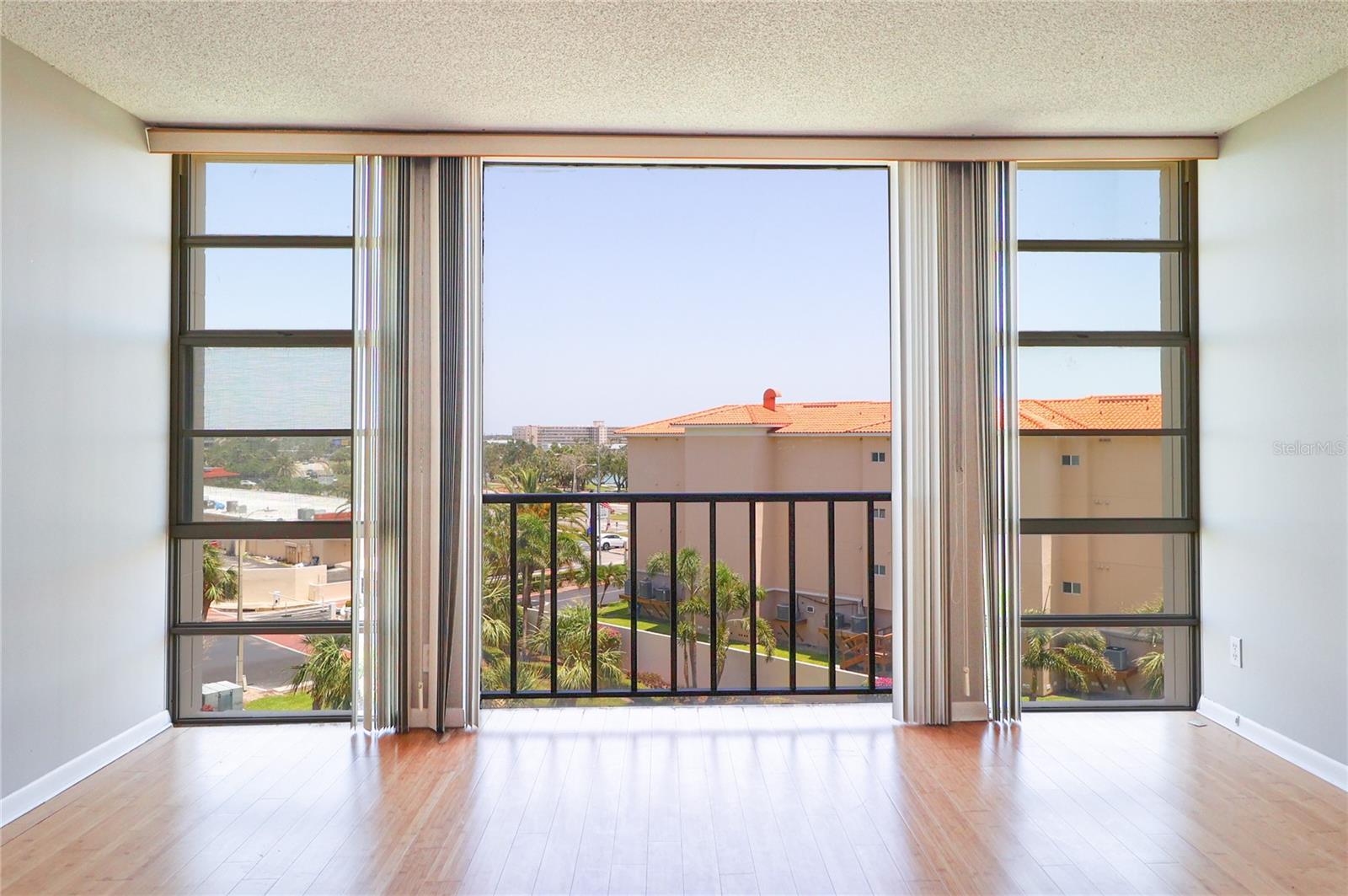 BAY ISLAND GROUP 1 - Residential