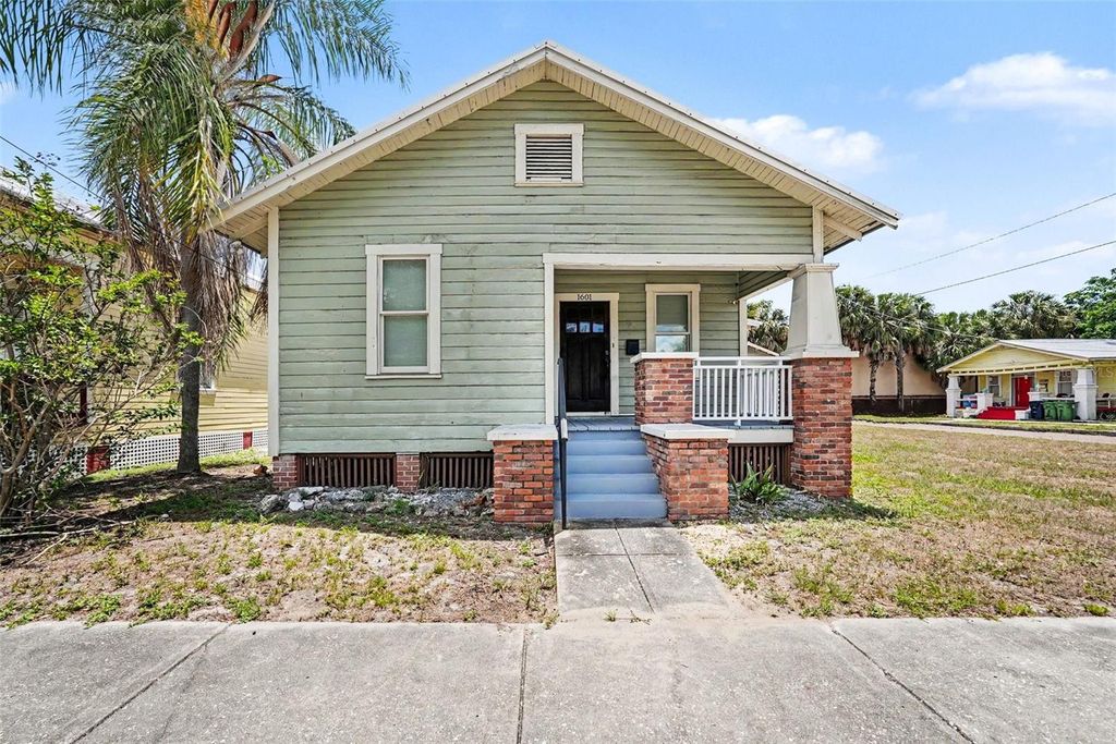 Photo of 1601 E 15th Avenue, Tampa, FL 33605 (MLS # TB8524410)