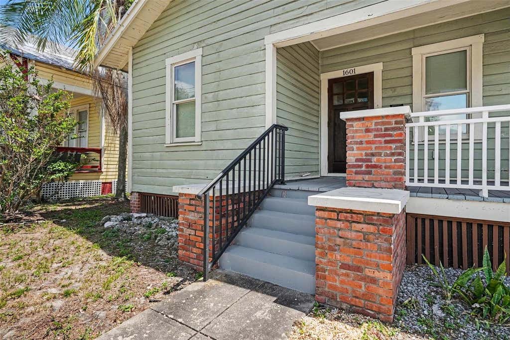 Photo of 1601 E 15th Avenue, Tampa, FL 33605 (MLS # TB8524410)